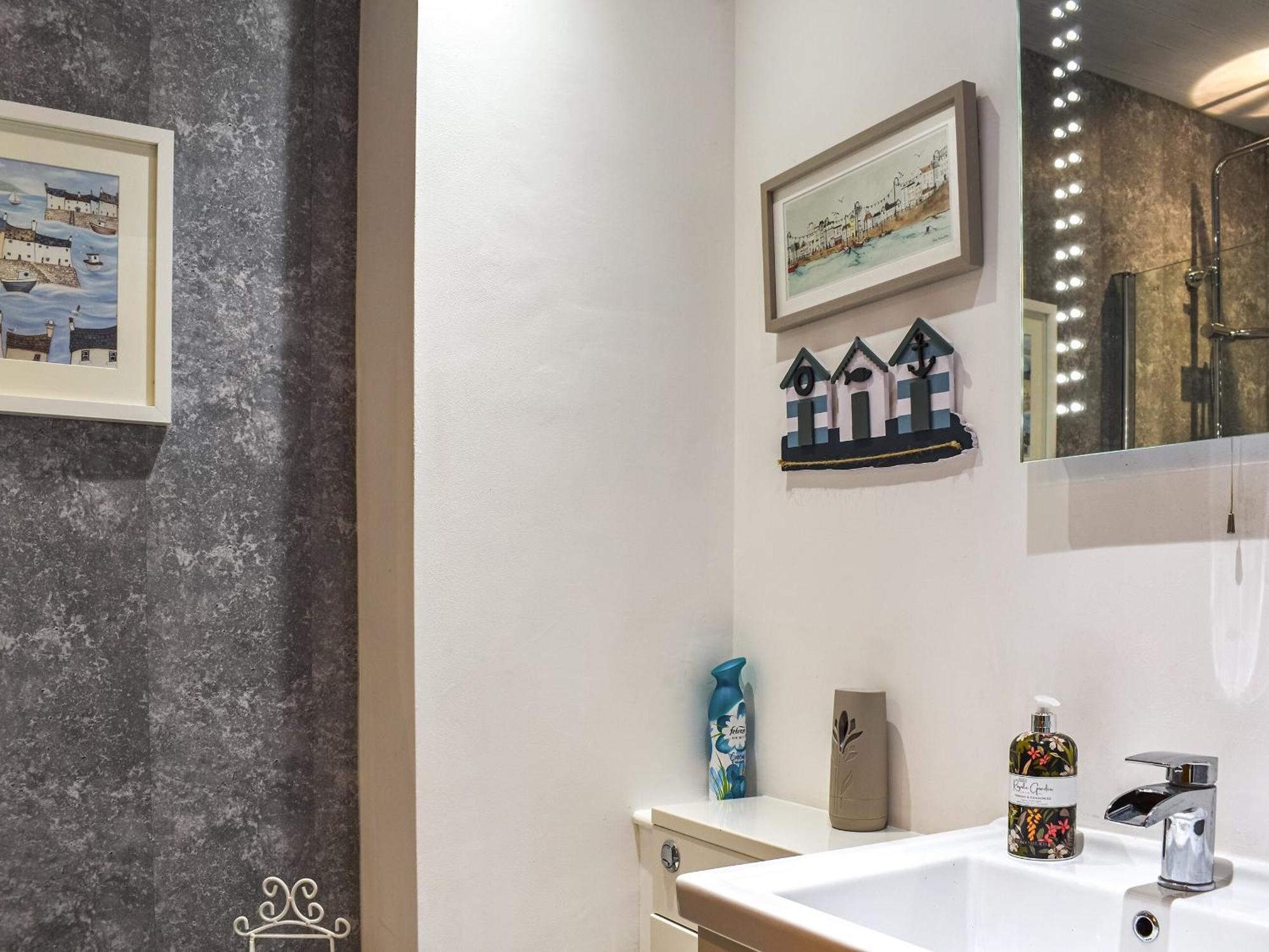 Kingfishers Rest Милом Экстерьер фото